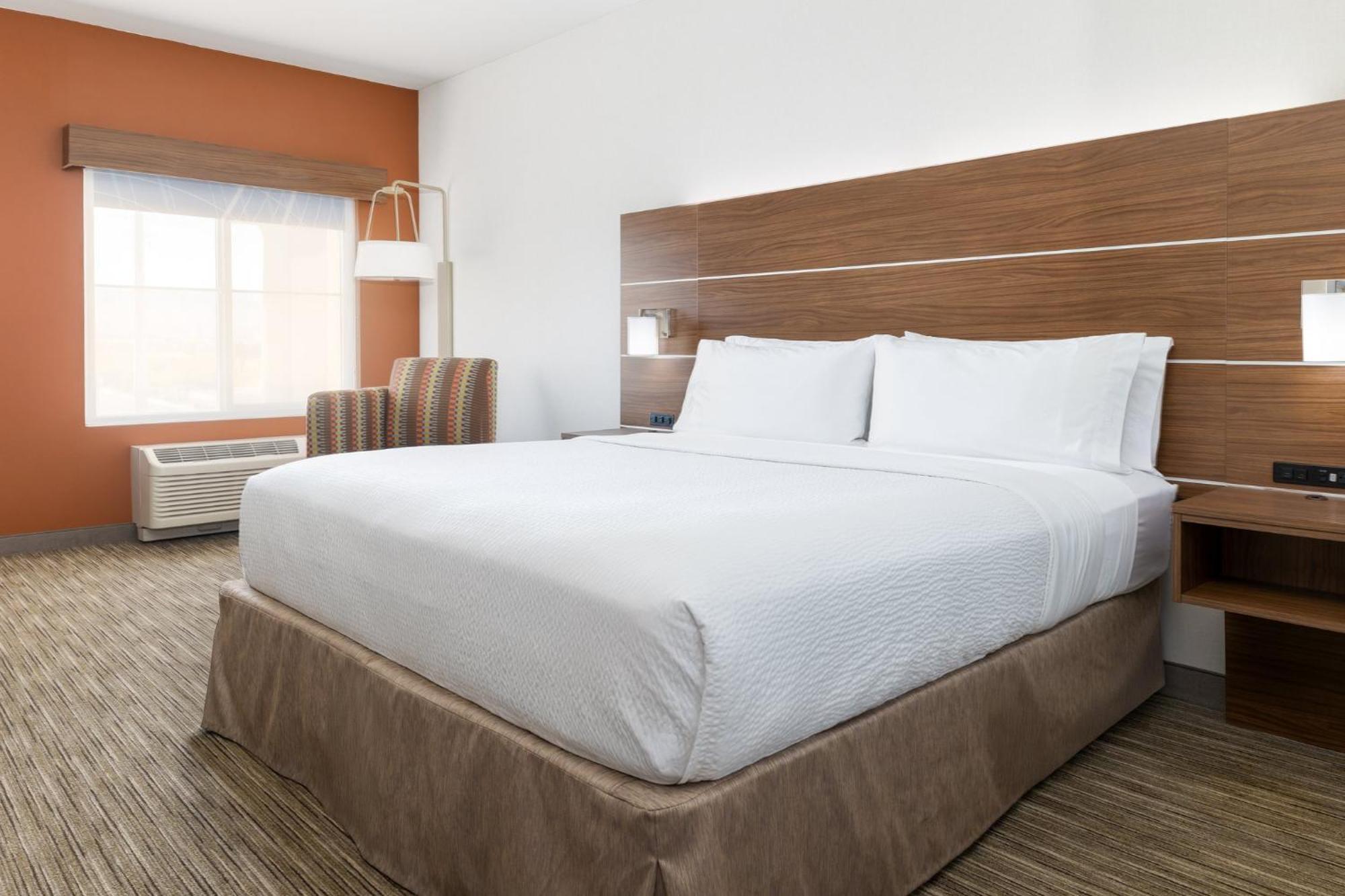 Holiday Inn Express & Suites Las Vegas Sw Springvalley By Ihg Экстерьер фото