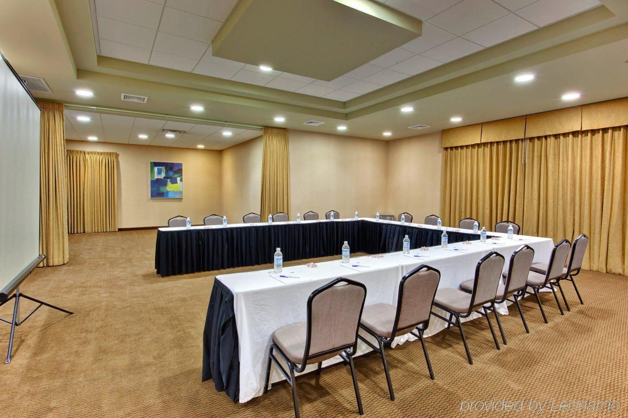 Holiday Inn Express & Suites Las Vegas Sw Springvalley By Ihg Экстерьер фото
