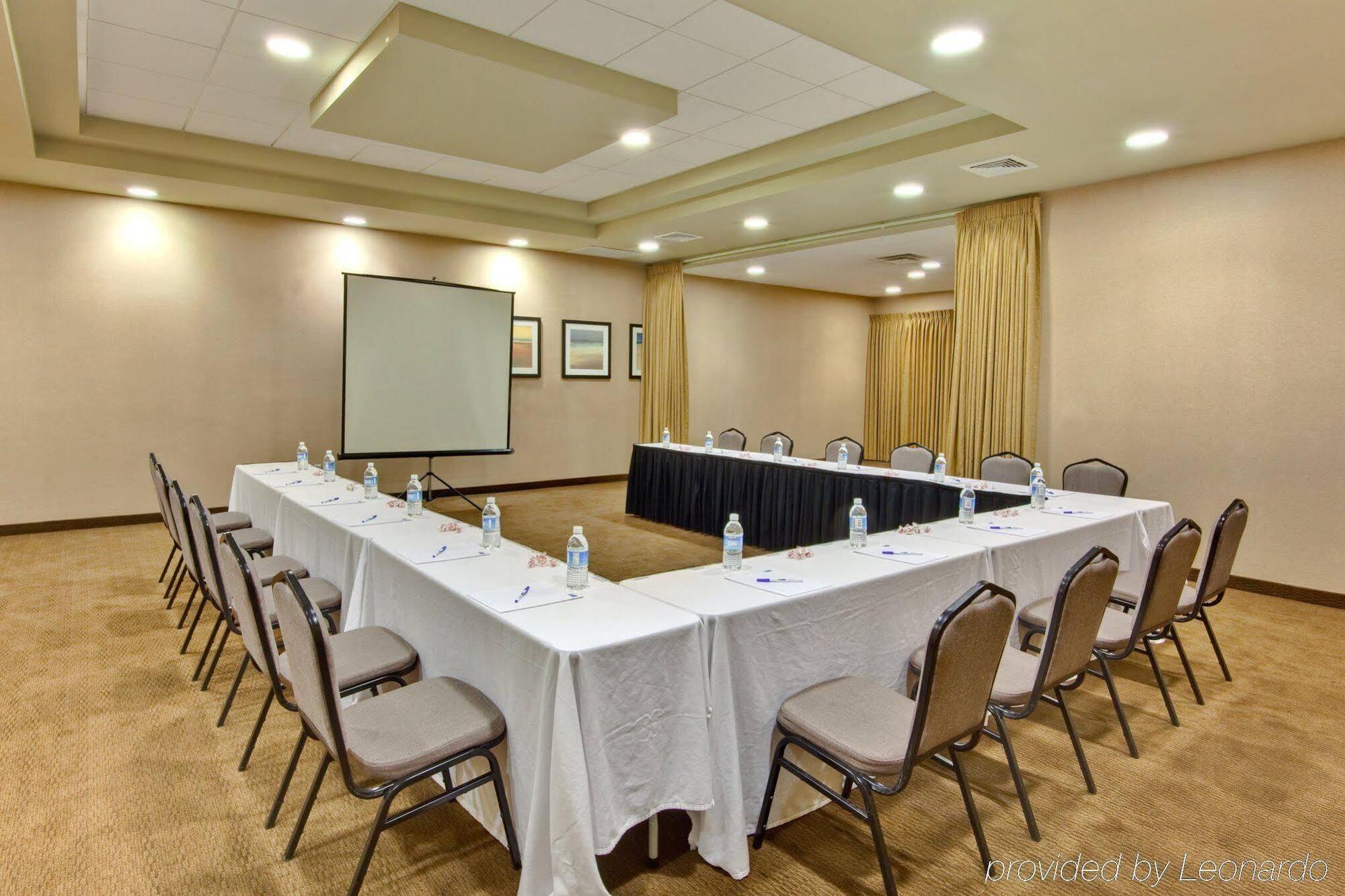 Holiday Inn Express & Suites Las Vegas Sw Springvalley By Ihg Экстерьер фото